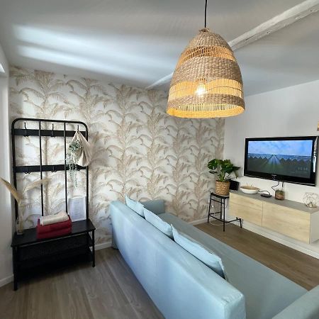 Appartement Leon, Port & Halles Depart Ferry, Proche Plages ตูลง ภายนอก รูปภาพ