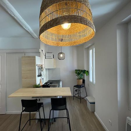 Appartement Leon, Port & Halles Depart Ferry, Proche Plages ตูลง ภายนอก รูปภาพ